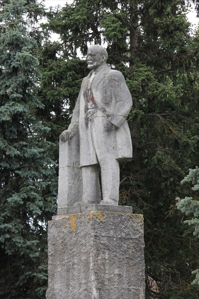 030-Памятник Ленину